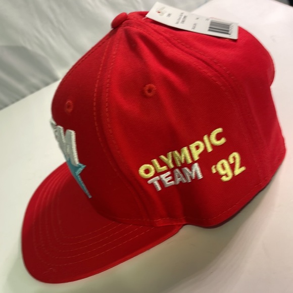 Diem SnapBack - Picture 2 of 4